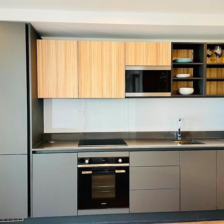 Royal Wharf Apartments Londra Esterno foto
